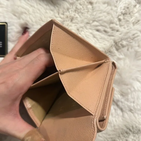 CHANEL Fold Wallet/Double Hook Wallet - Picture 6 of 13
